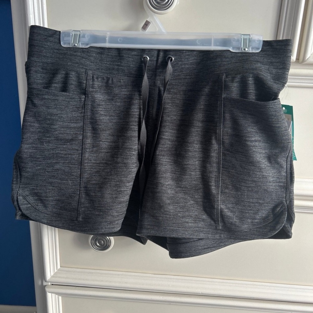 Athletic shorts